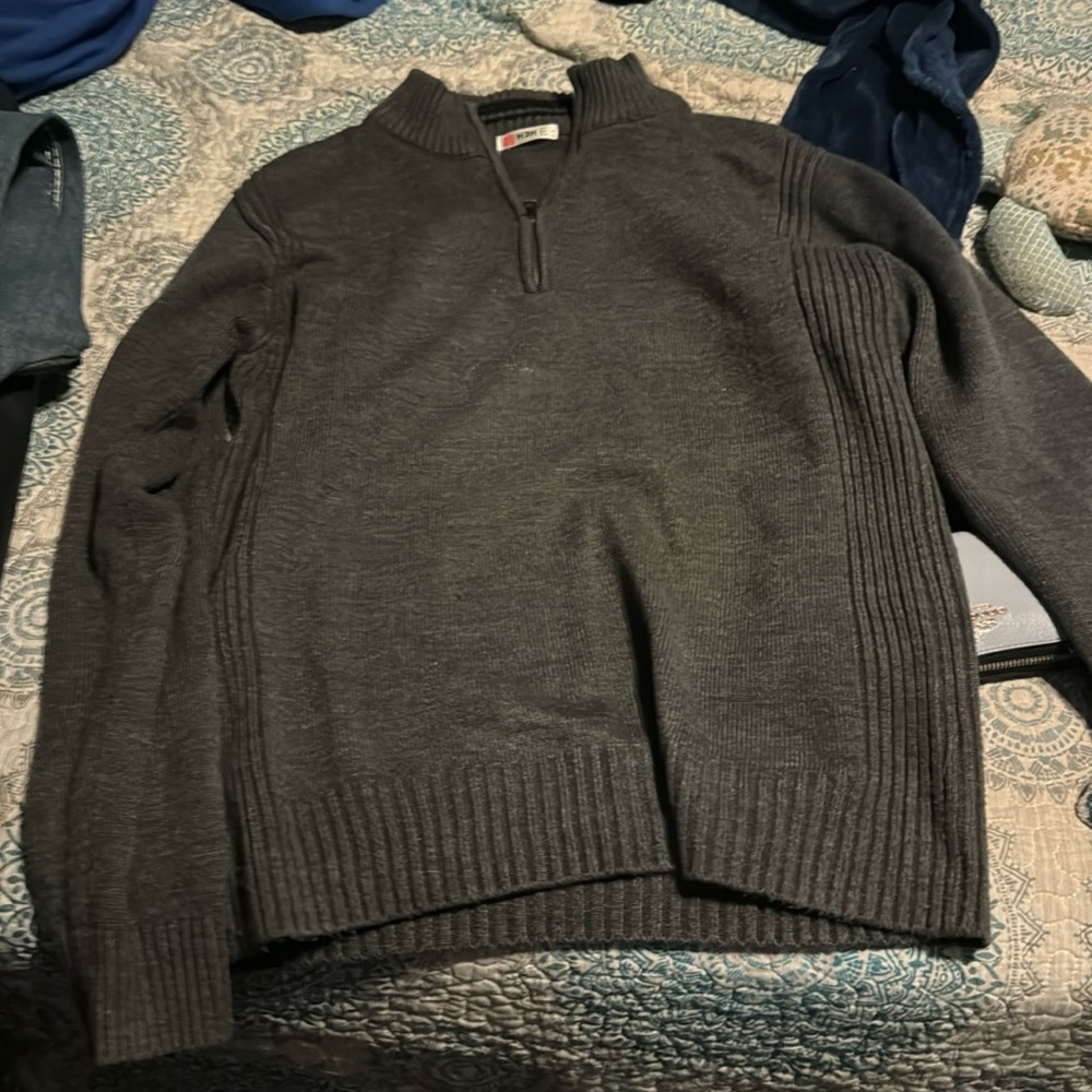 Men’s dress caual sweater